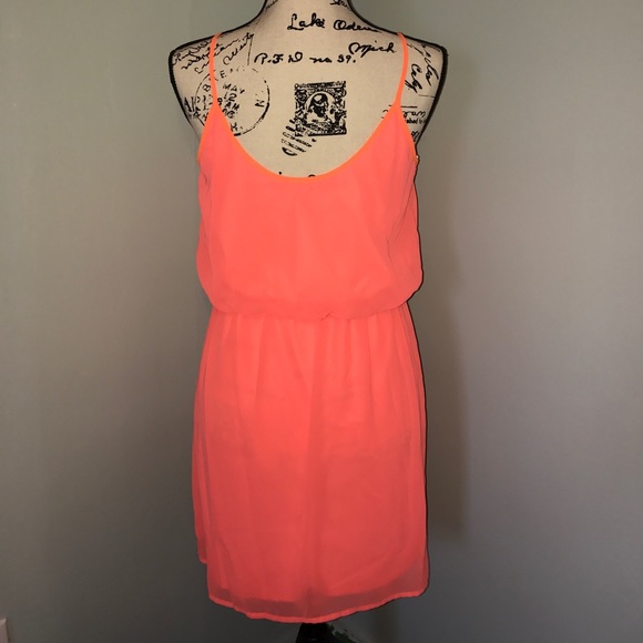 🆕 Neon Pink Summer Dress - Picture 2 of 4