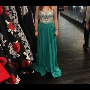 Prom dress