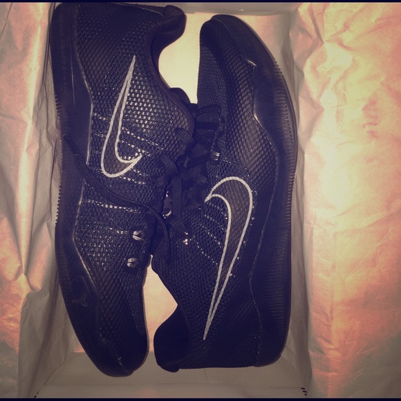 Kobe 11 basketball shoes - Picture 1 of 1