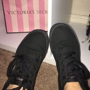 Black Vans