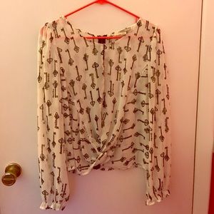 Blouse with back zipper