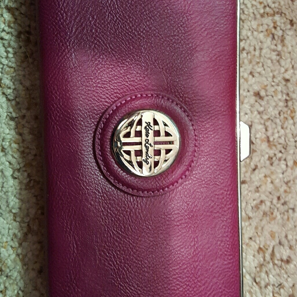 Kate Landry wallet