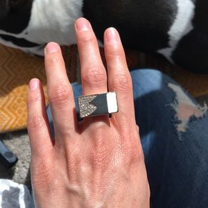 Statement Ring in Size 6