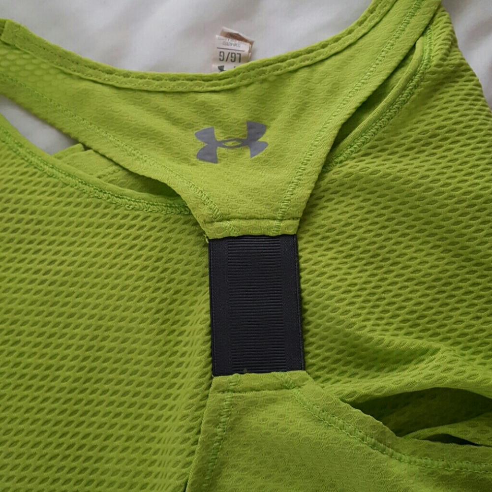 Underarmour women's workout shirt
