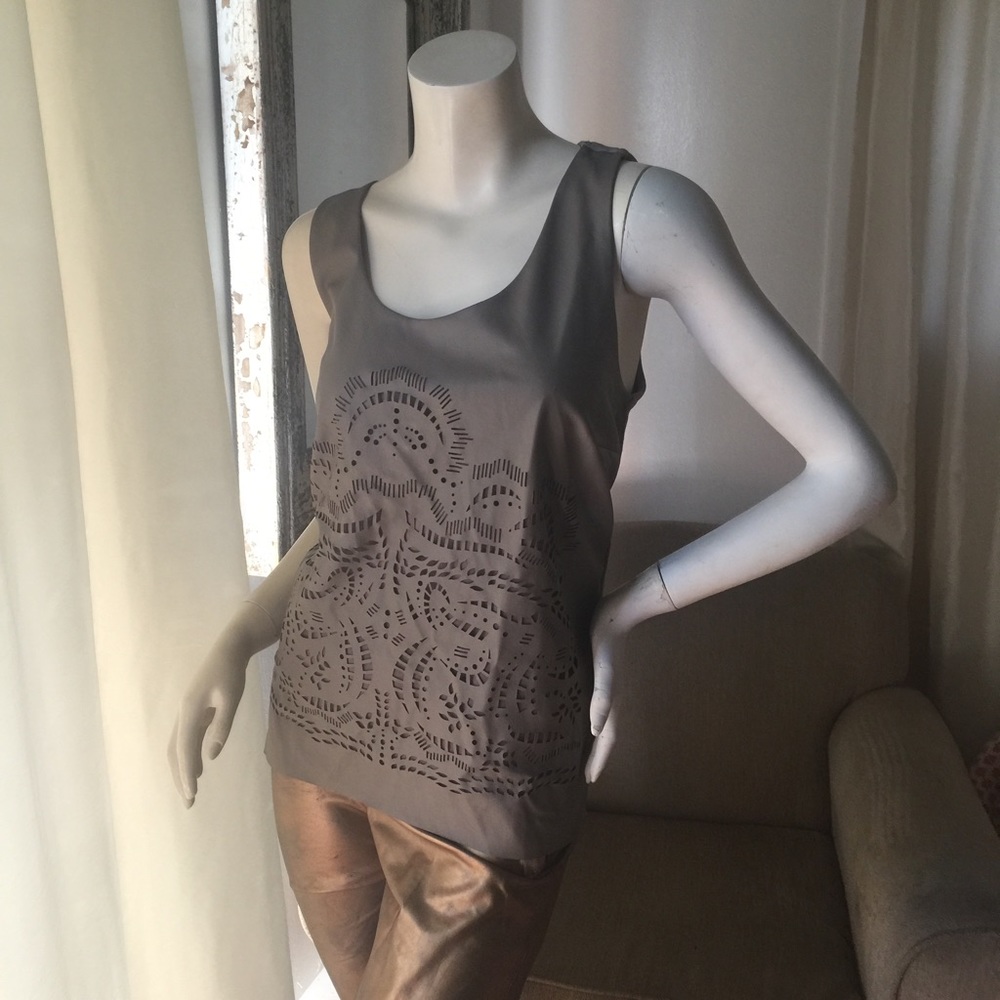 🐩 Anthropologie Grey Tank Top Large Overlay