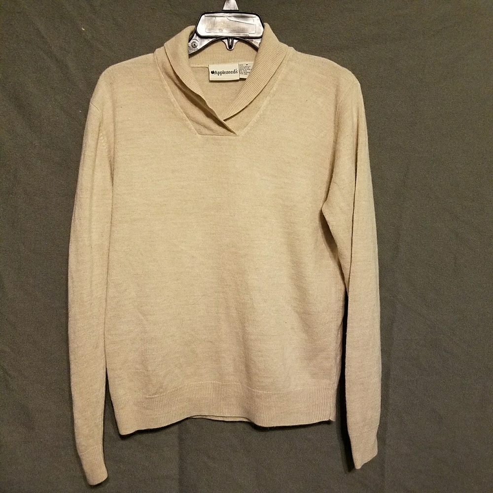 Appleseeds long sleeve sweater