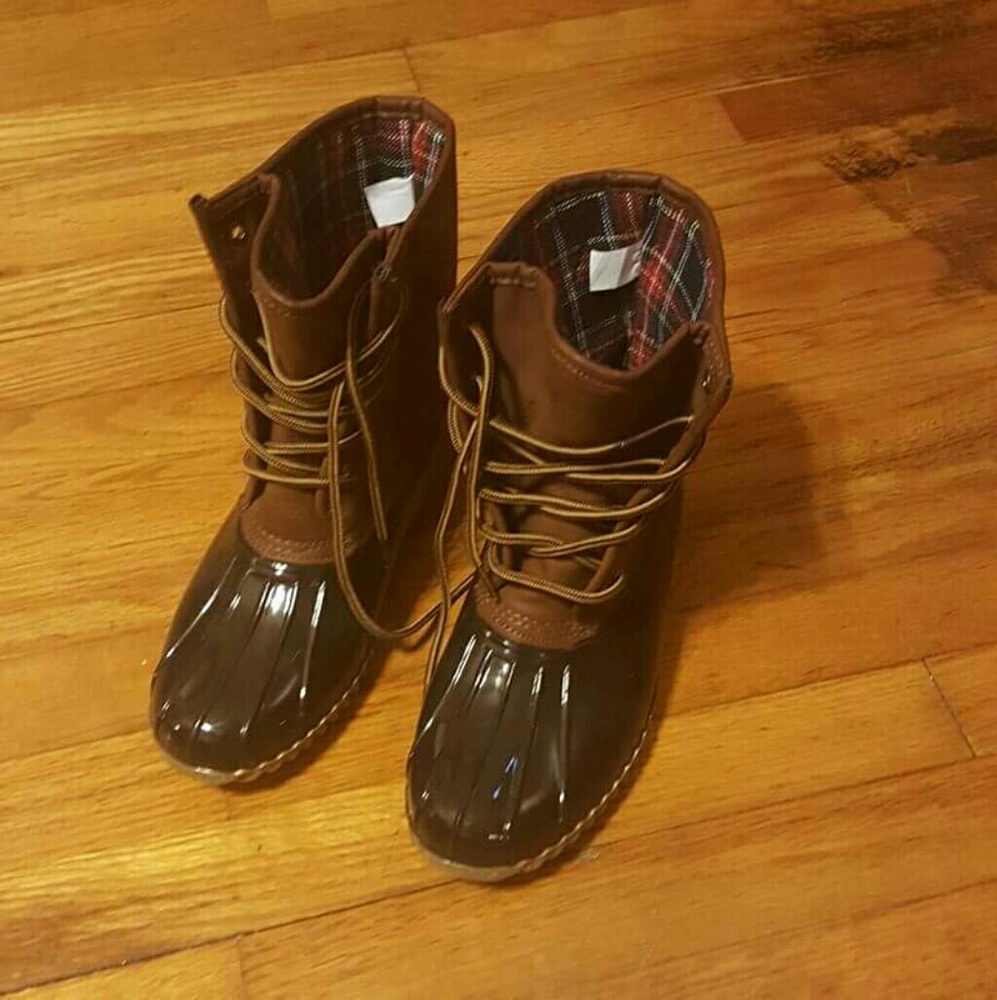 Covergirl Duck Boots