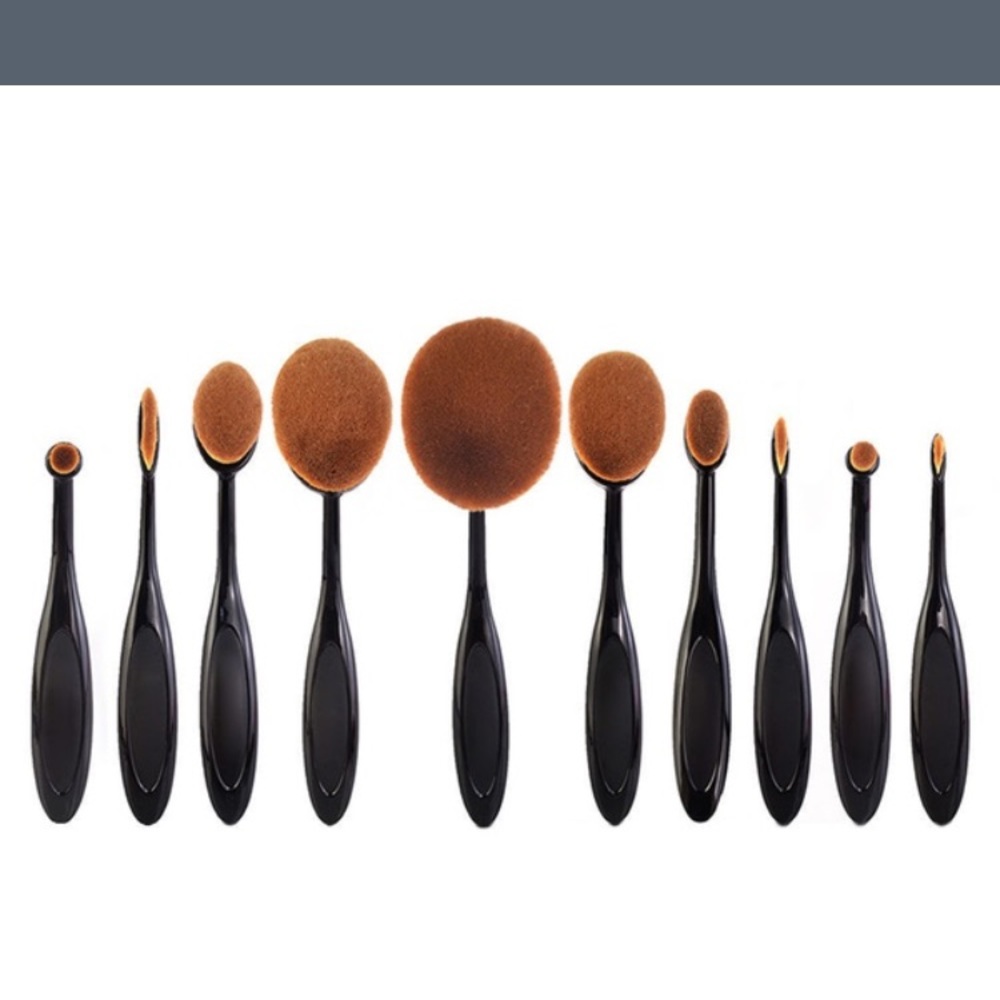 10 Piece Oval Makeup Brush Set - Picture 5 of 7