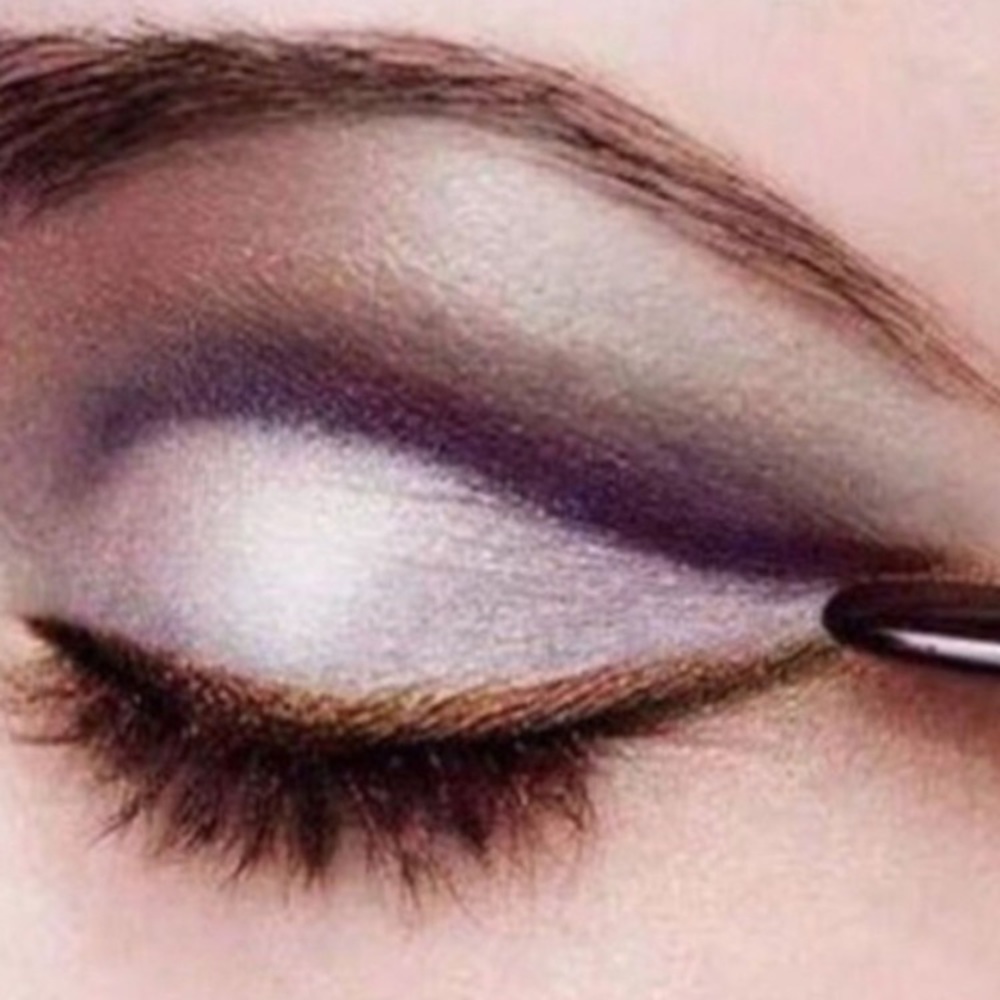 10 Piece Oval Makeup Brush Set - Picture 3 of 7
