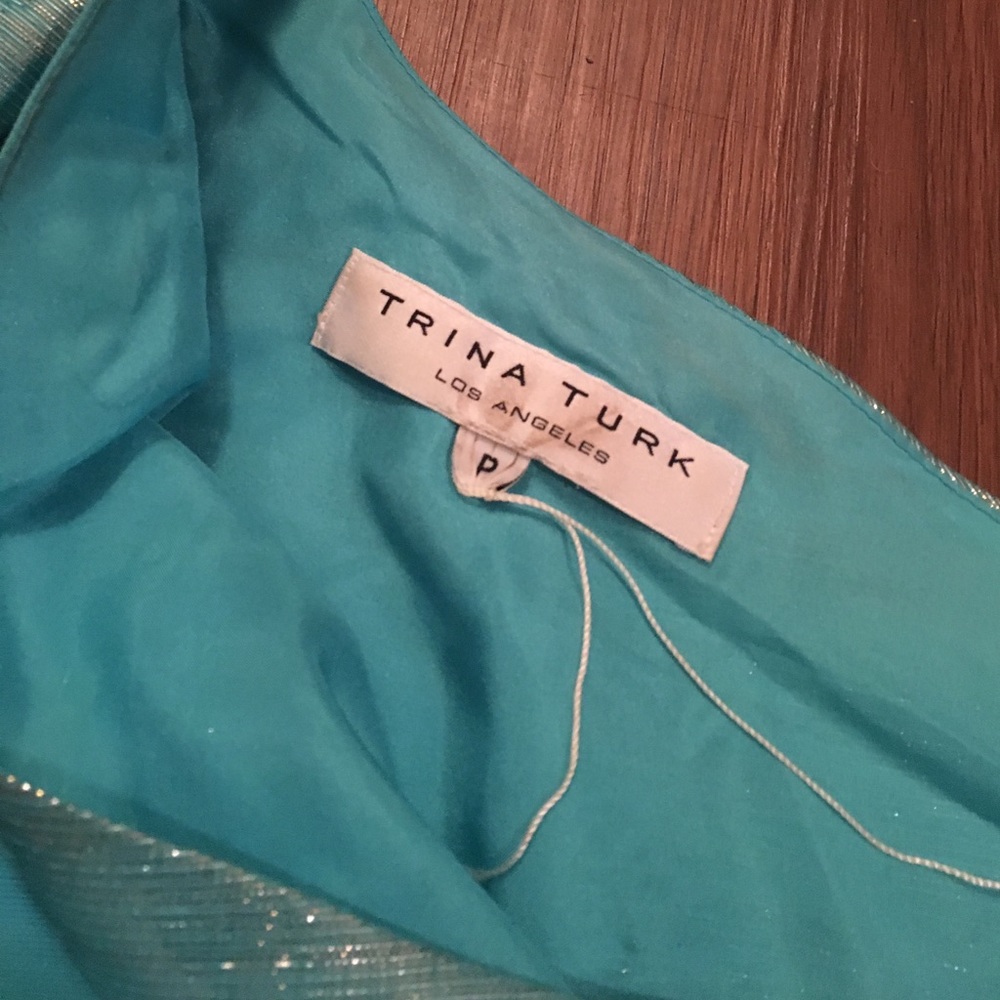 One Shoulder Top - Picture 3 of 3