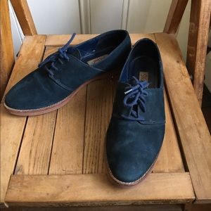 Urban Outfitters 9 West Blue Suede Oxfords Vintage