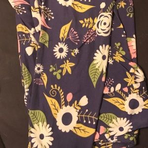 Tc Lularoe leggings