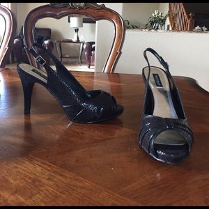 Black peep toe pumps