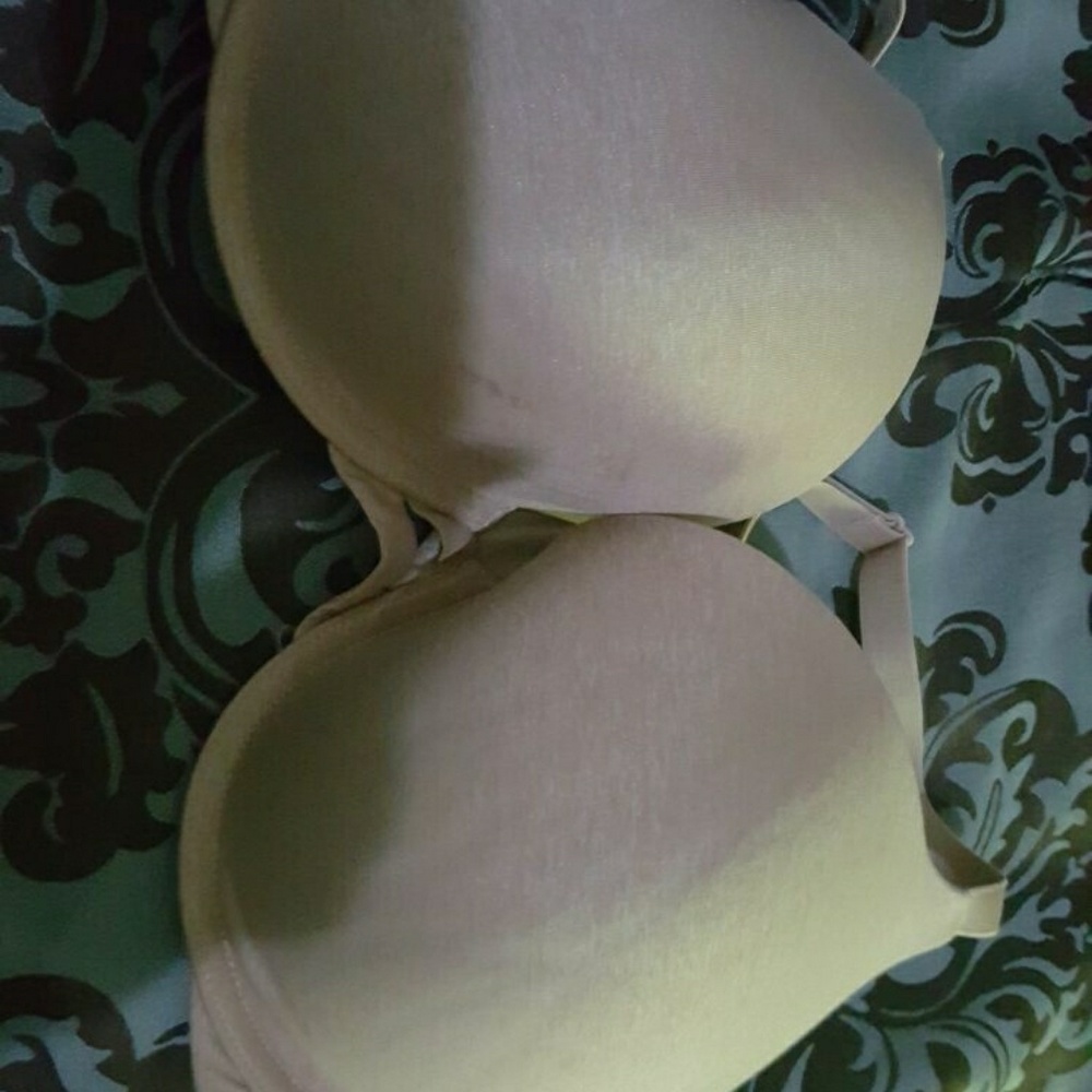 Victoria secret bra 38 D