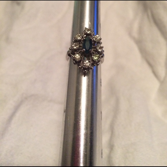 Ring - Picture 1 of 3