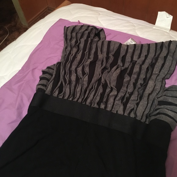 Size Medium Sophie Max dress - Picture 3 of 3