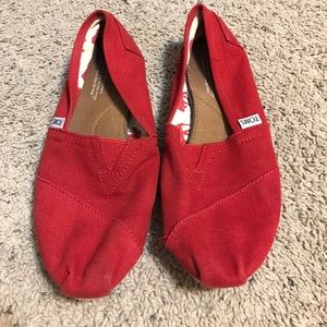 Red Toms
