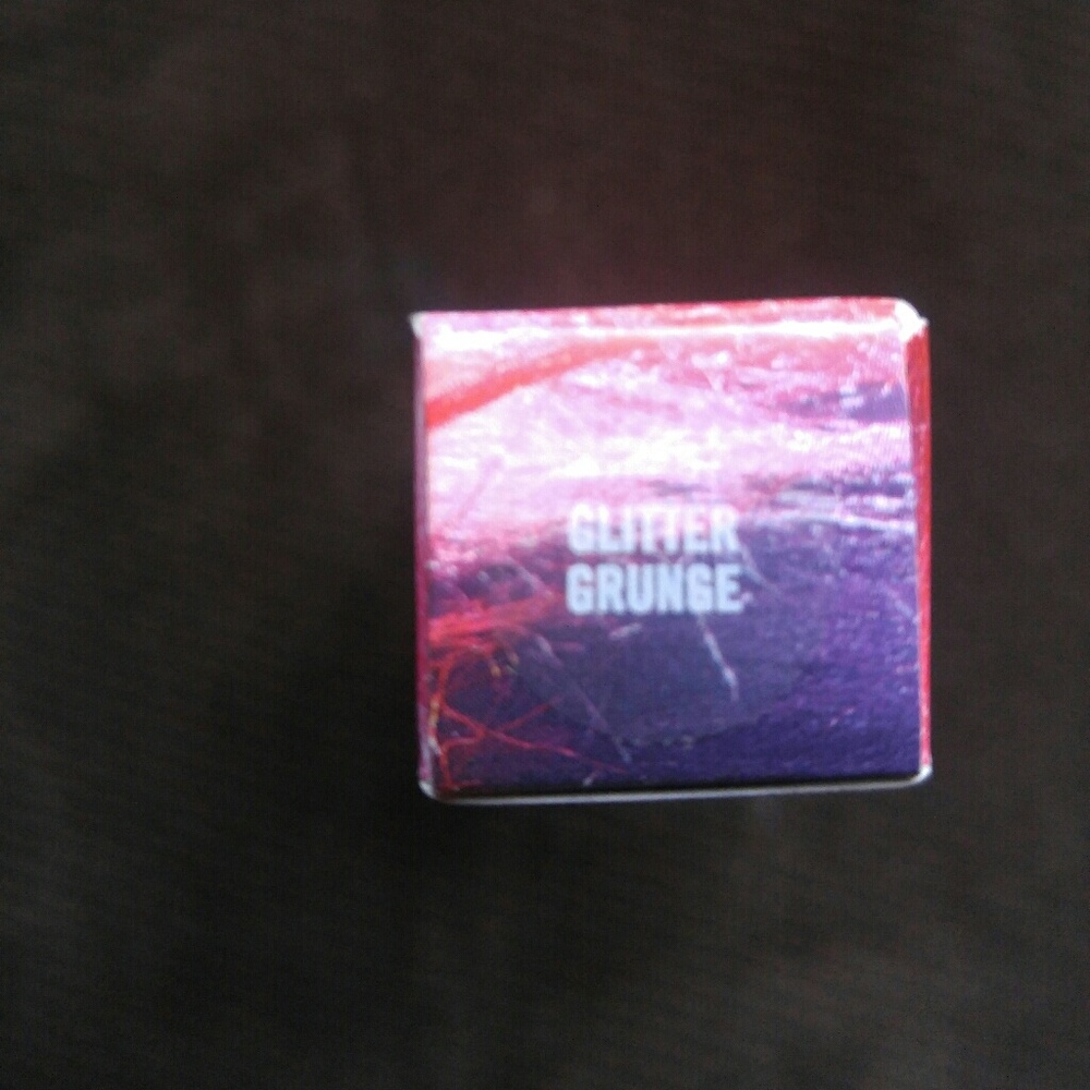 MAC Trolls lipglass Glitter Grunge - Picture 3 of 4