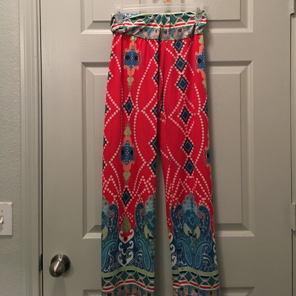 Colorful lightweight pants