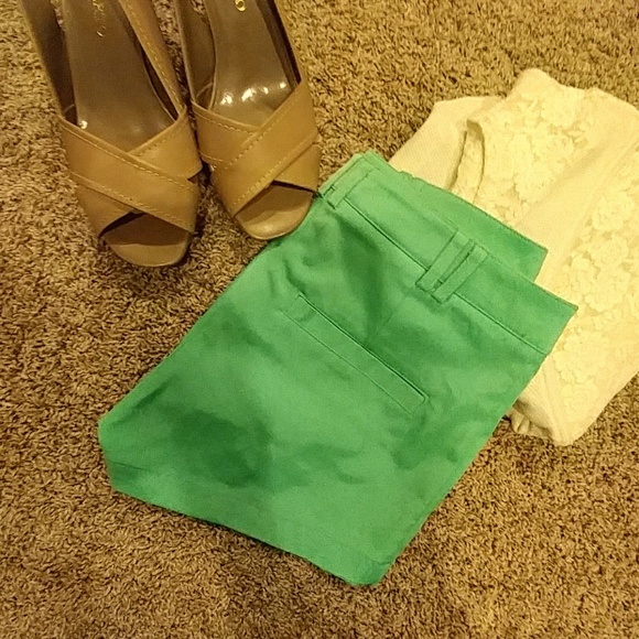 { H&M } Polyester Shimmer Shorts - Picture 7 of 8