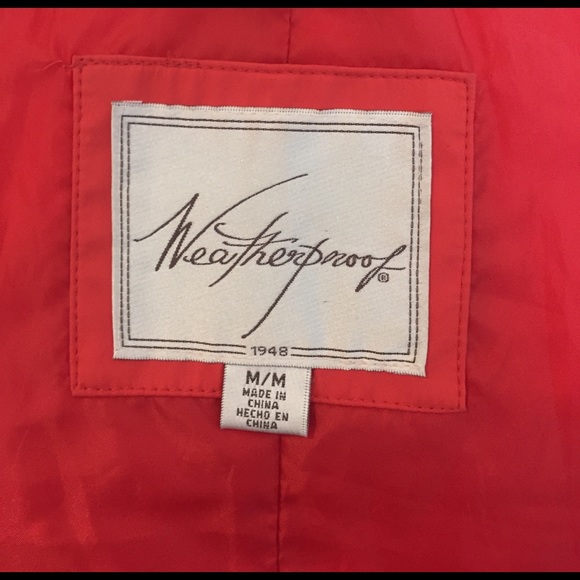 Pink rain jacket - Picture 3 of 3