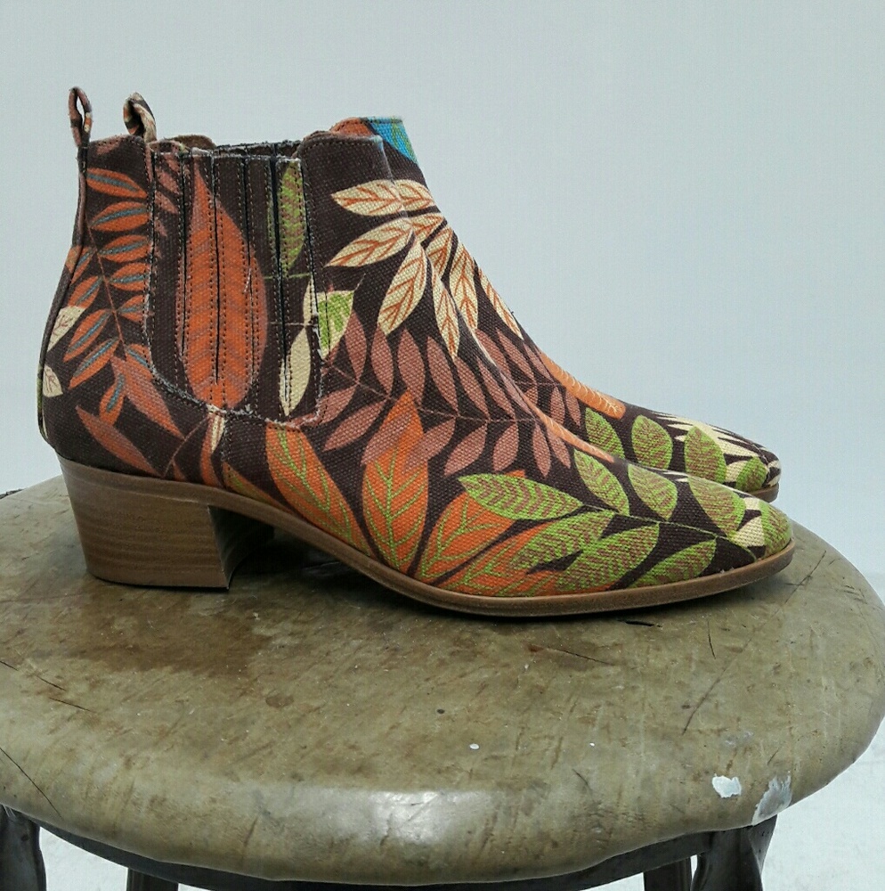 Flower Canvas Handler Bootie with Natural Sole