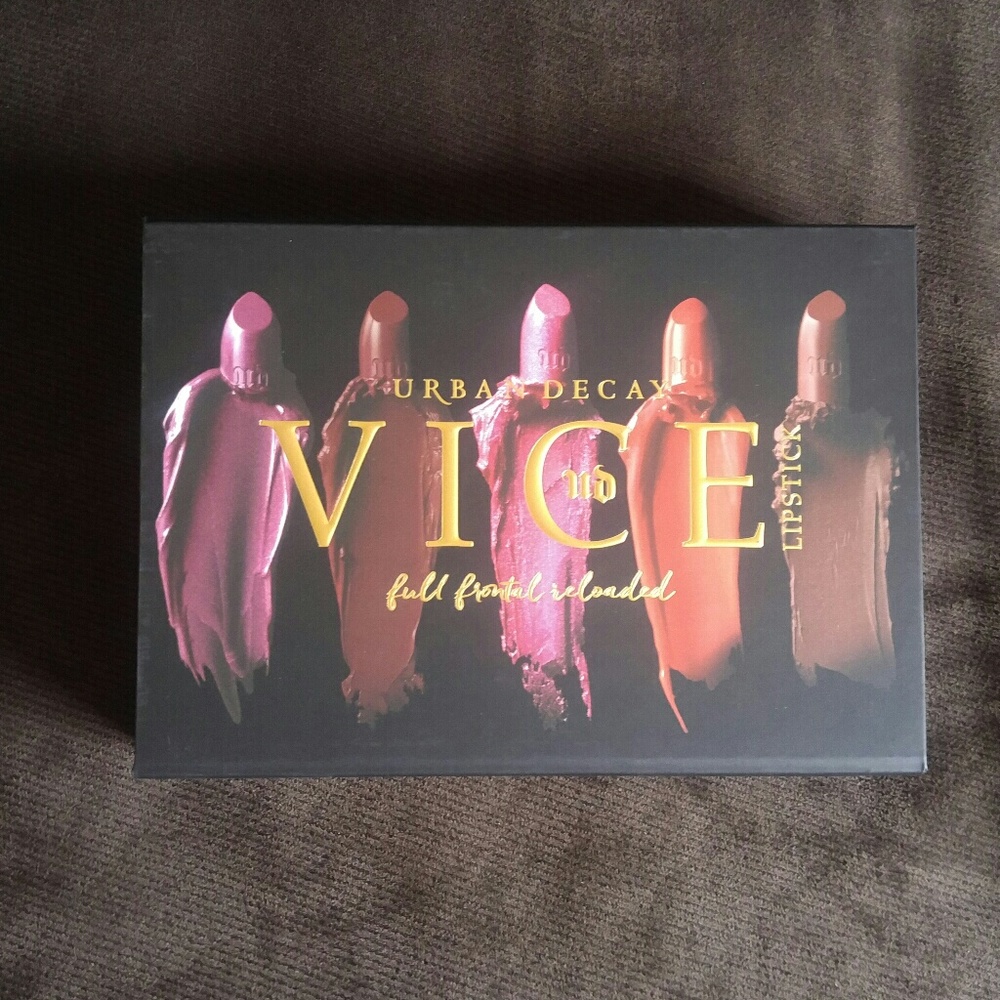 Urban Decay Full Frontal Reloaded set