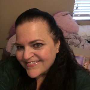 Meet your Posher, Kim