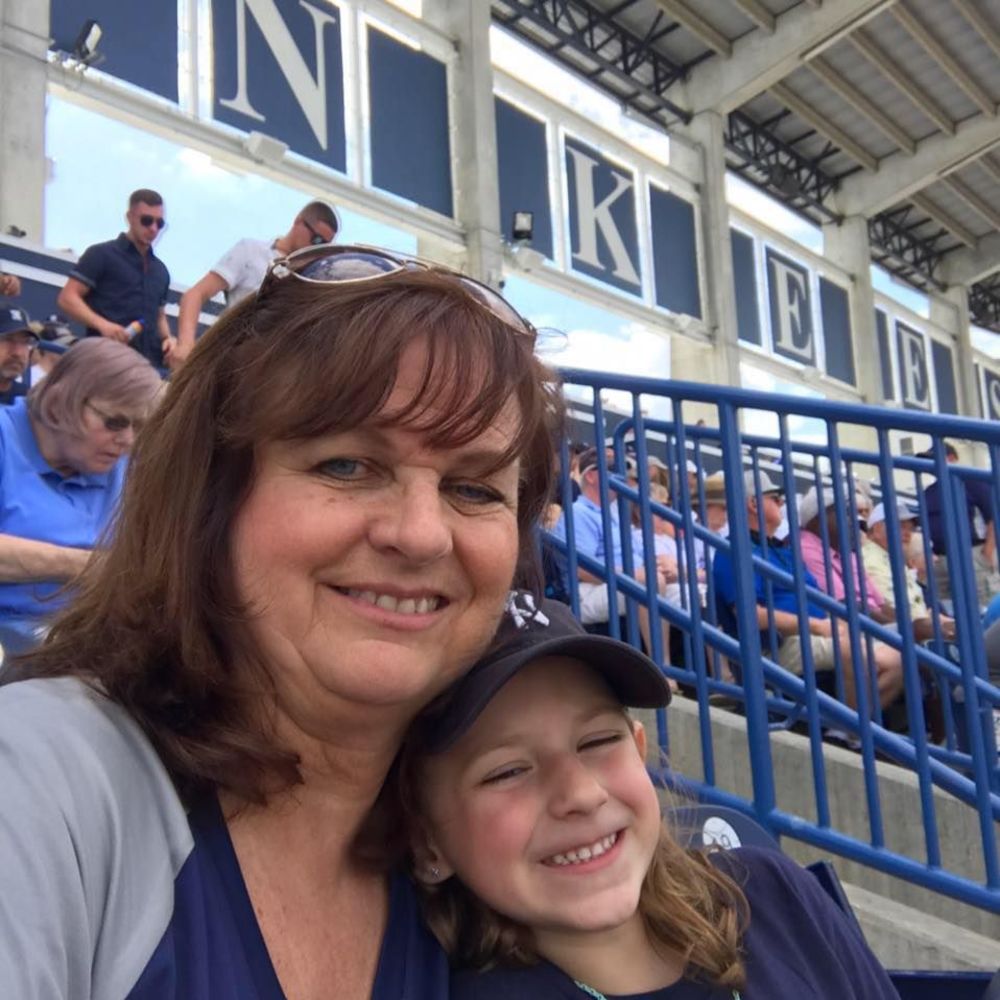 Meet your Posher, Marcia