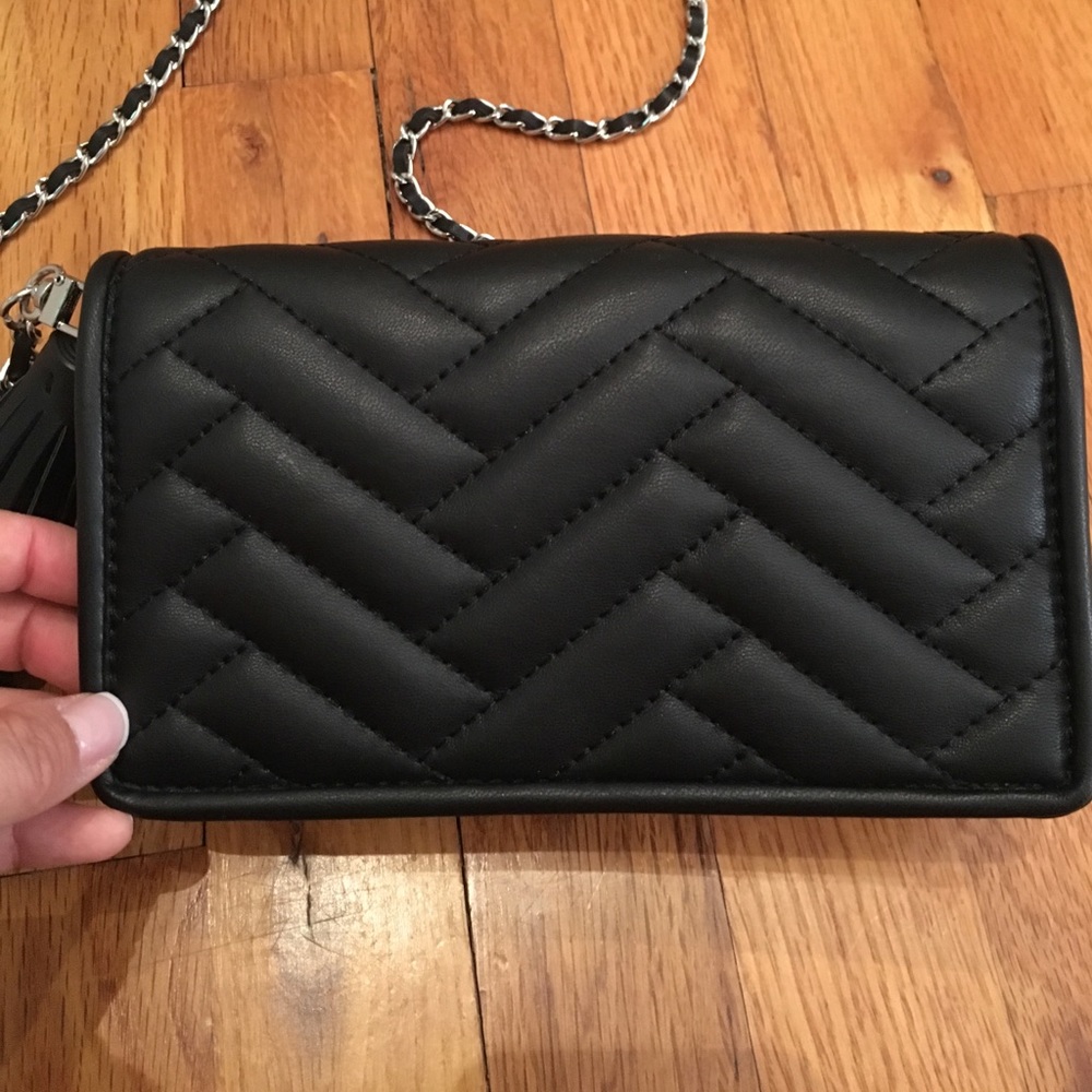 PRICE ⬇️ Zara Woven Crossbody bag
