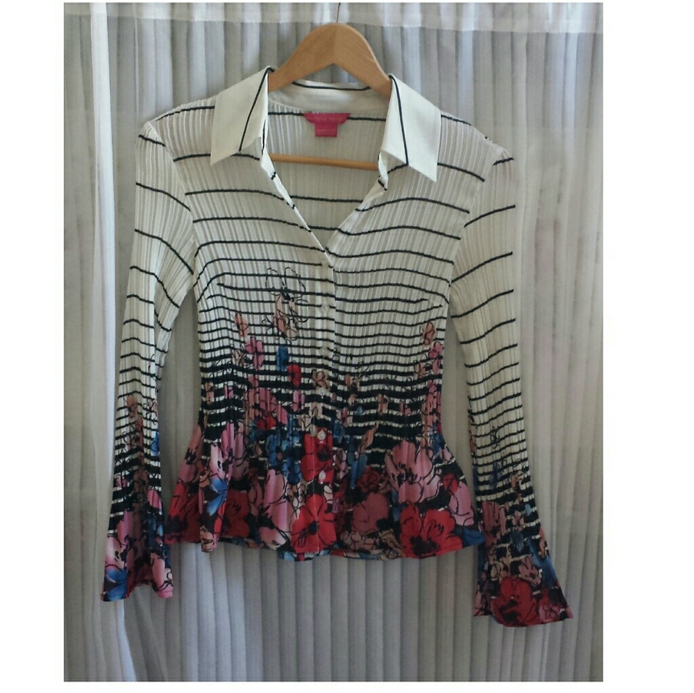 Woman's Blouse