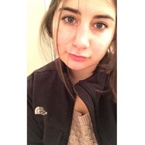 Meet your Posher, Francesca