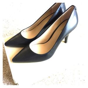 Brand New Michael Kors Mid Flex Pump, 7 1/2, black