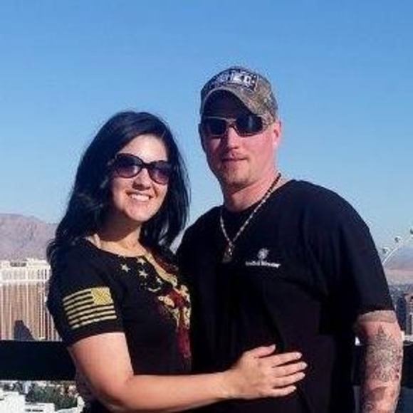 Meet your Posher, Kayla - Picture 2 of 2