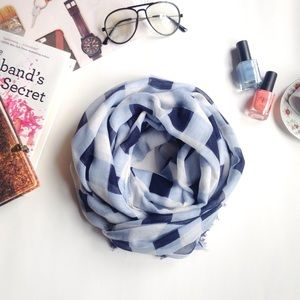 checkered Patterned cotton scarfs plaid scarves.