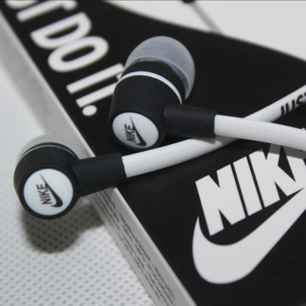 🆕Nike Earphones