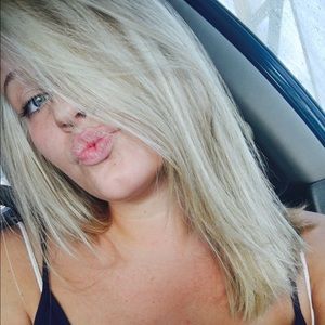 Meet your Posher, Bailey