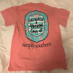 Simply southern short sleeve pink M tee