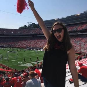 Meet your Posher, Briana