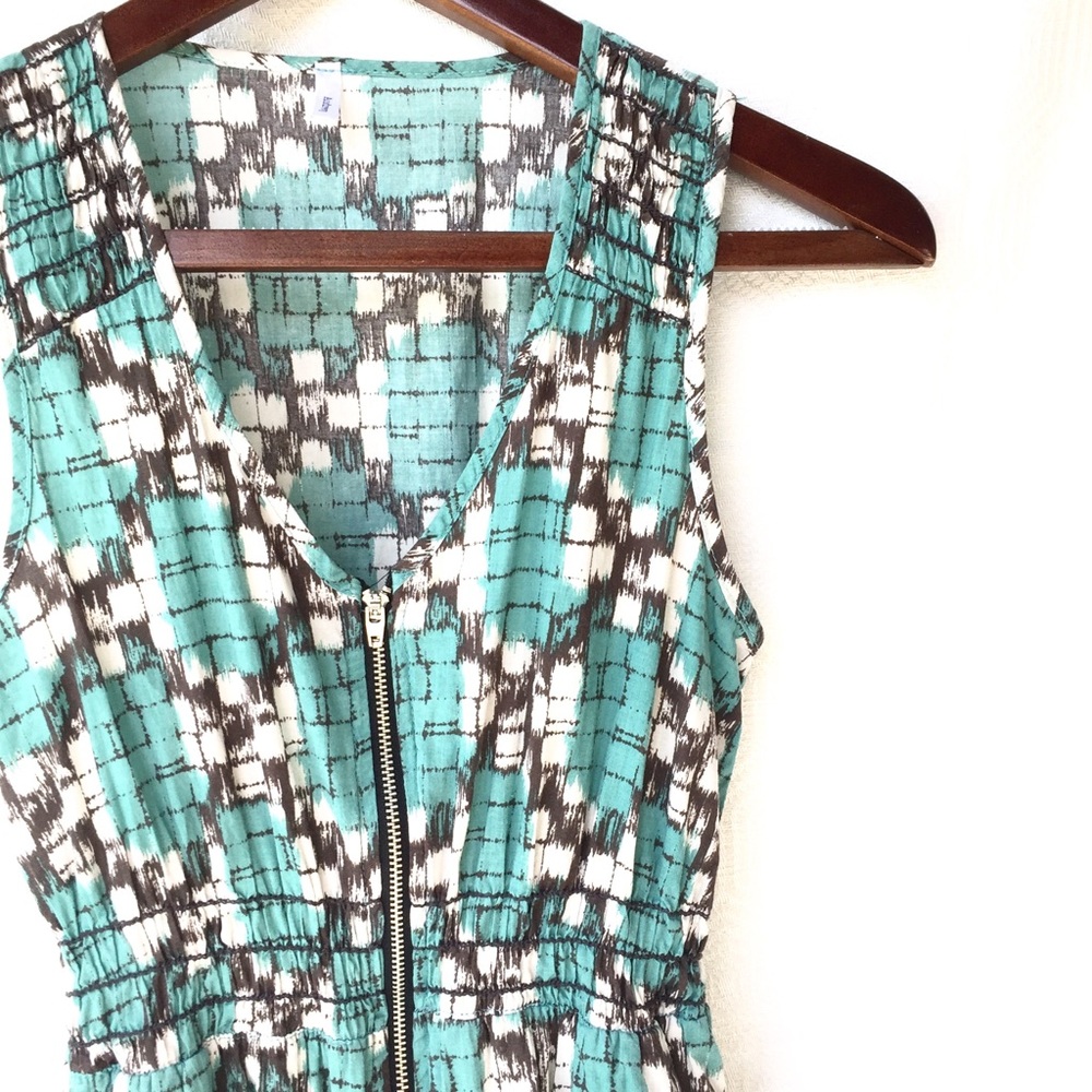 Summer midi dress with pockets & front zipper