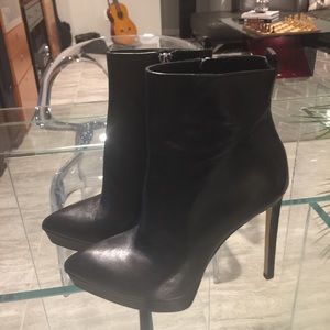 MICHAEL KORS Sexy Boots