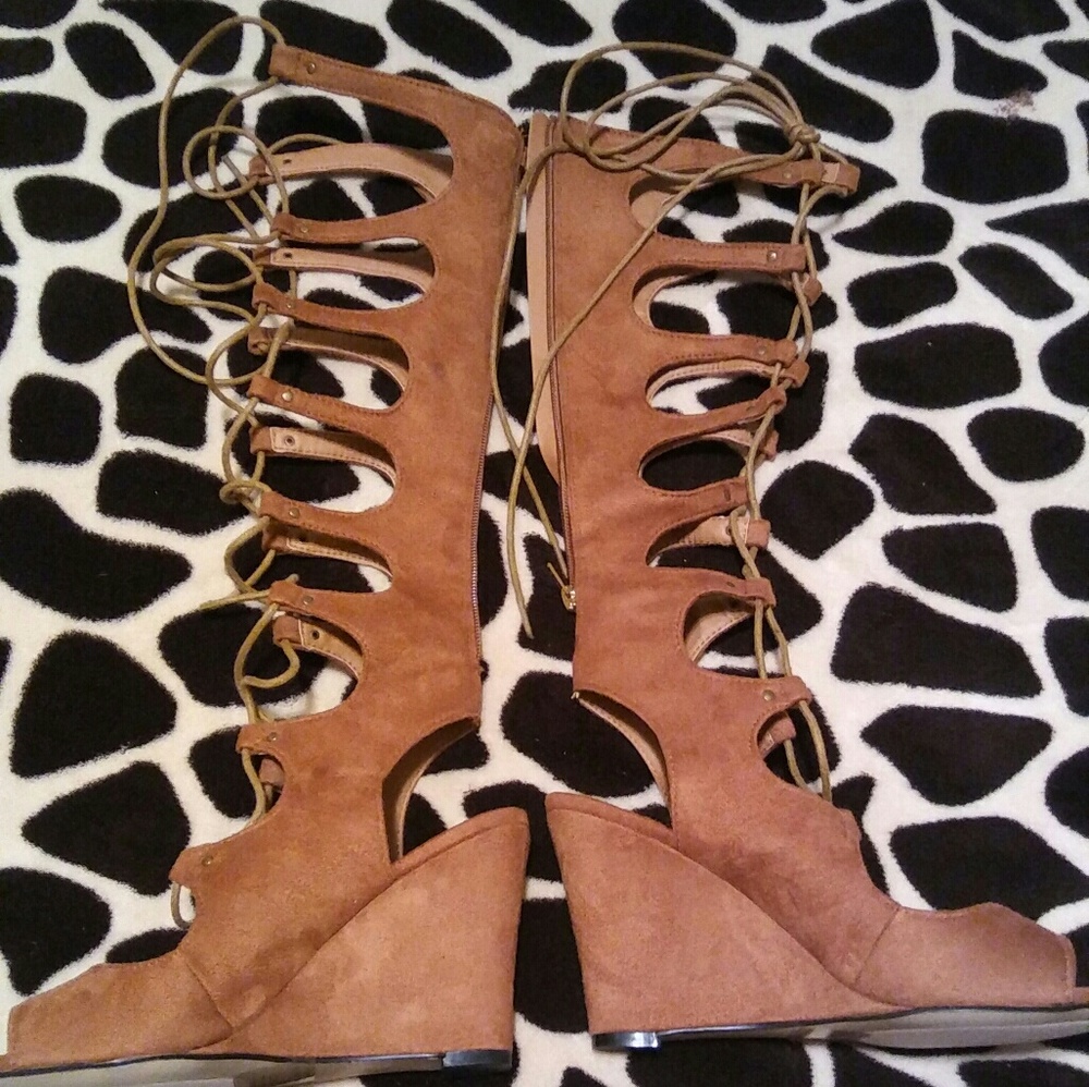 Gladiator wedges