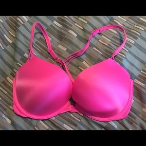 Victoria's Secret bombshell bra 34D