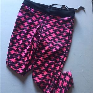 🎉🎉 Pink and Black Patterned Nike Leggings 🎉🎉