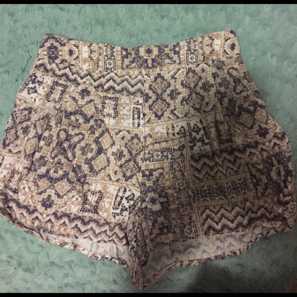 Forever 21 short