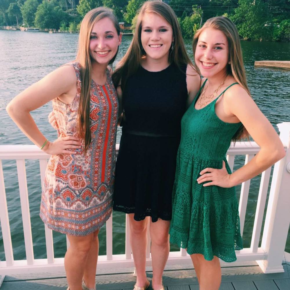 Meet your Posher, Emily