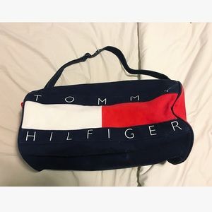 ✨Vintage Tommy Hilfiger Duffel✨