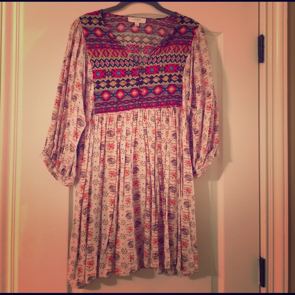 Dress or blouse - Picture 1 of 2
