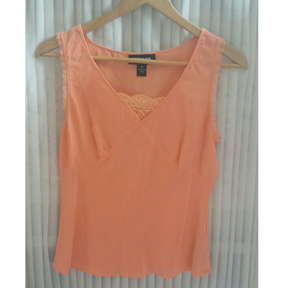 Women's sleeveless blouse/tank by Kasper