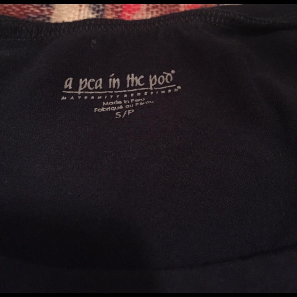 Navy maternity tee with ruched sides